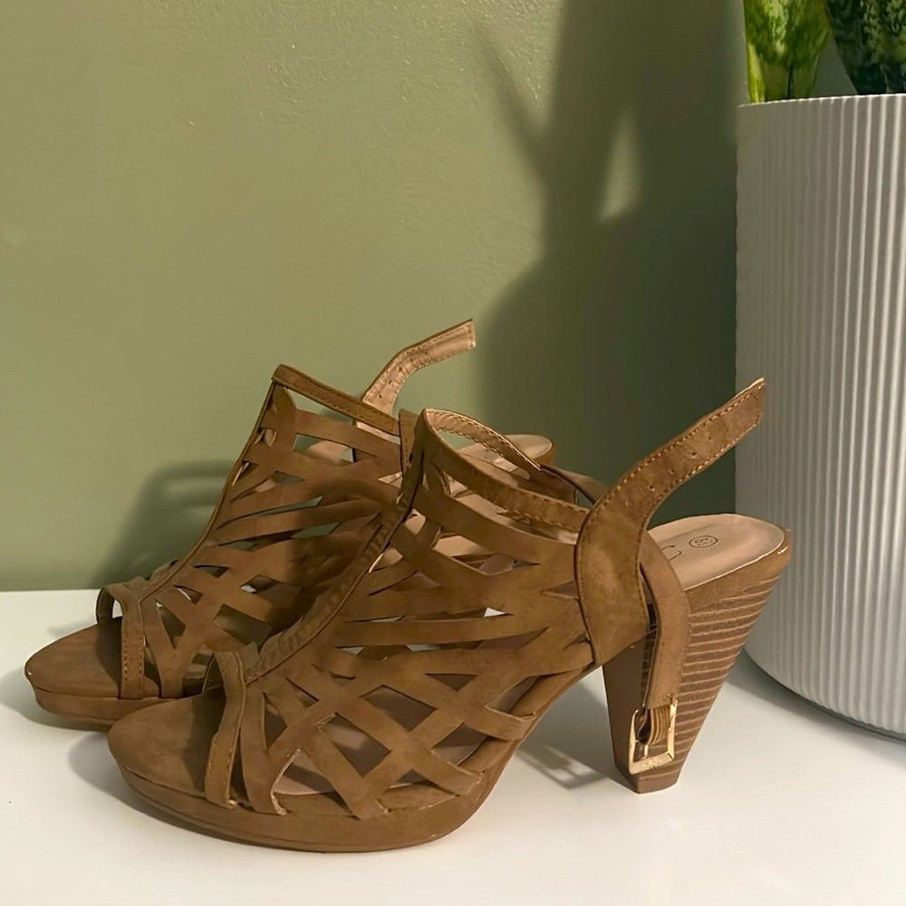 Forever Womens heel